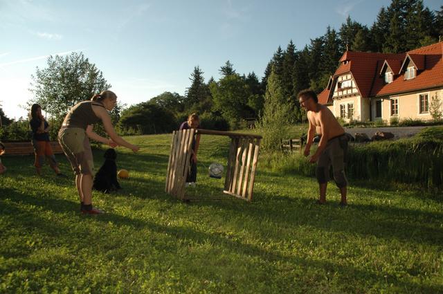 hra na spolupráci